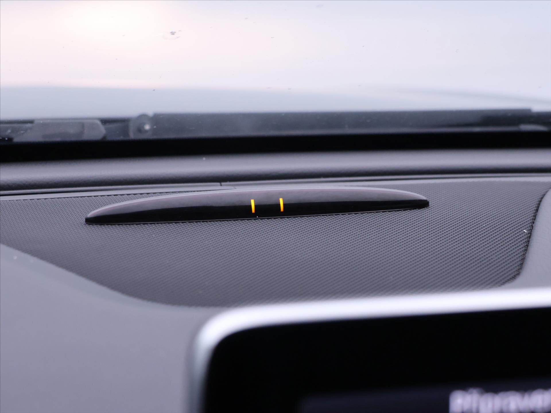 Mercedes-Benz CLA Kombi 1,5 l 80 kw