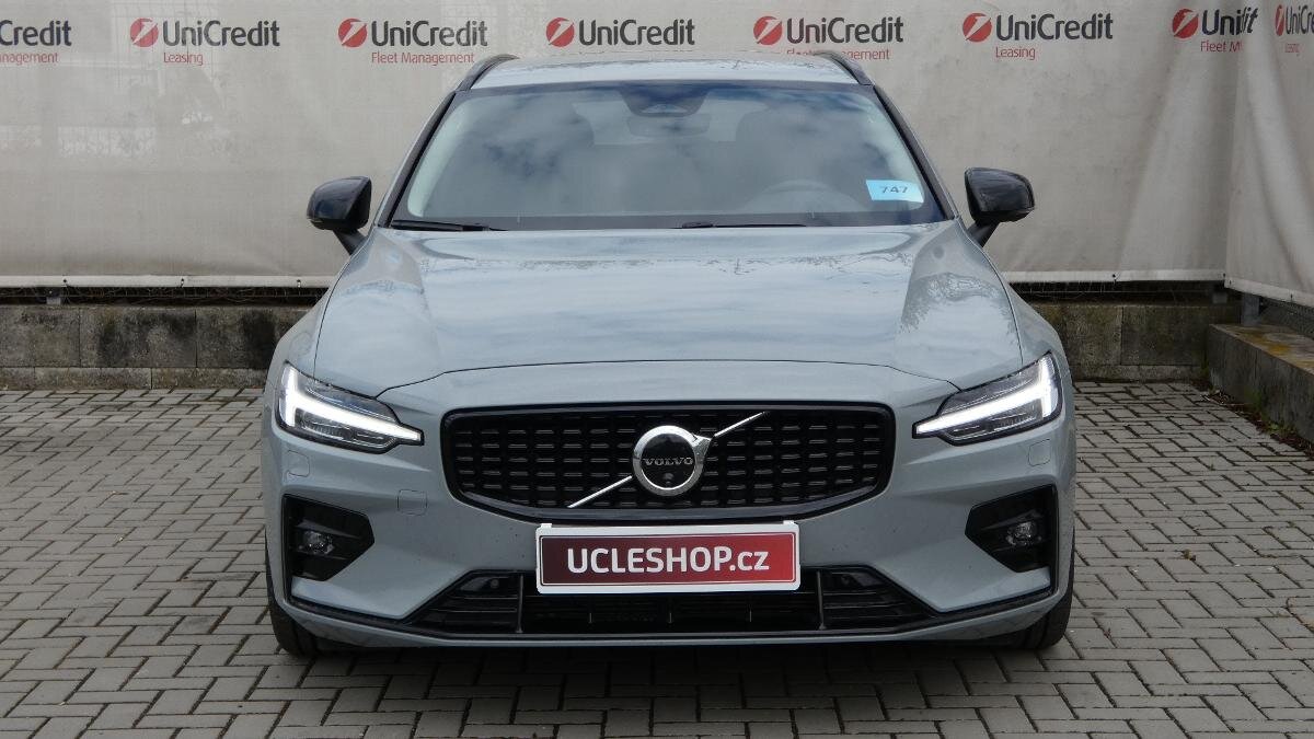 Volvo V60 Kombi 2,0 l 145 kw