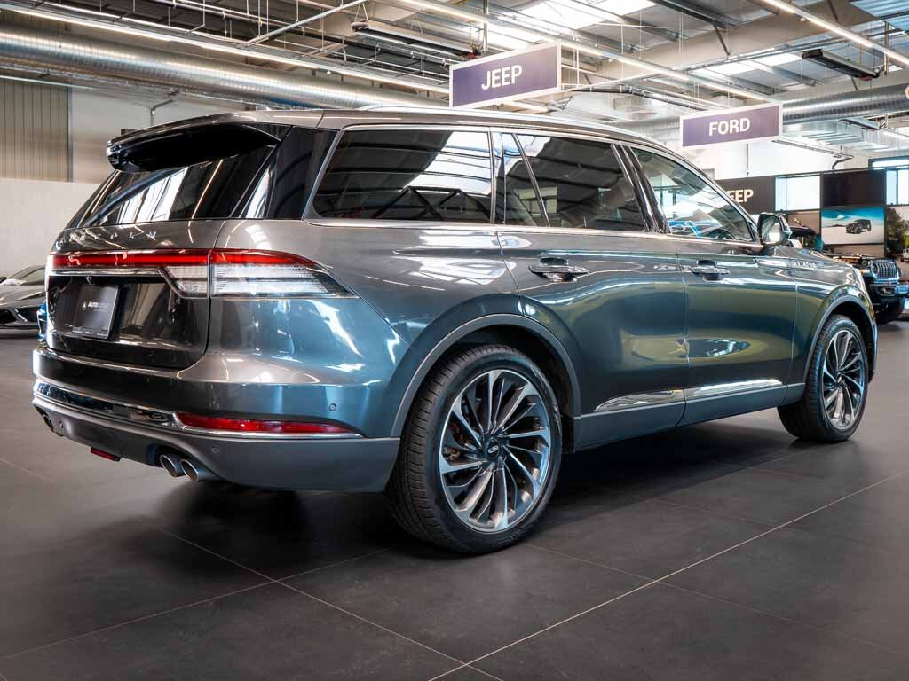 Lincoln Aviator