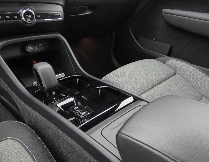 Volvo XC40 6
