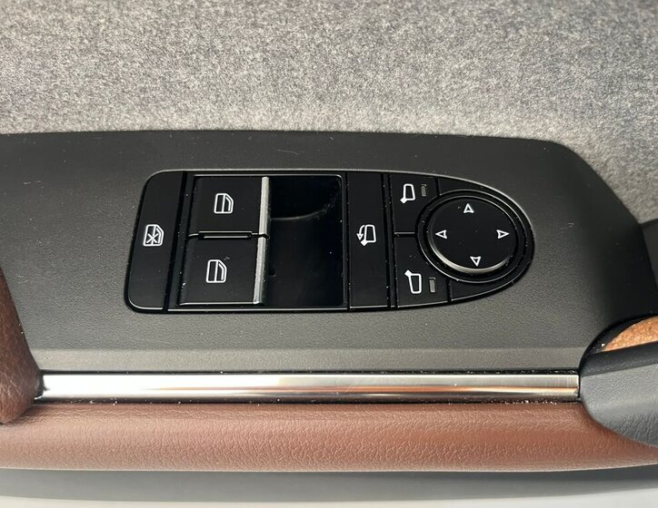 Mazda MX-30 SUV / Terénní 0,0 107 kw