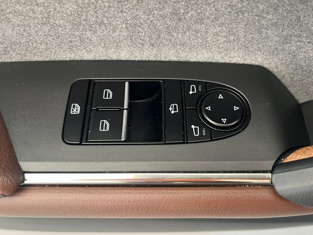 Mazda MX-30 SUV / Terénní 0,0 107 kw