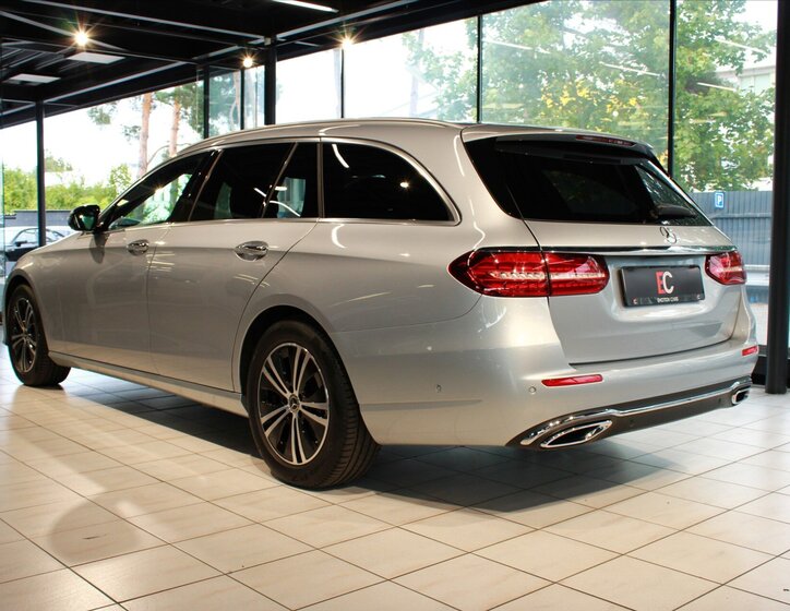 Mercedes-Benz Třídy E Kombi 2,0 l 147 kw