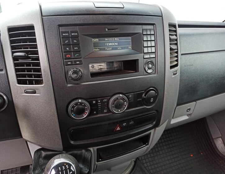 Volkswagen Crafter 16