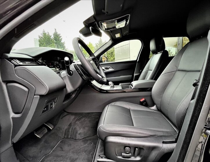 Land Rover Range Rover Velar SUV 2,0 l 150 kw