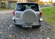 Toyota RAV4 Ostatní 2,2 l 100 kw