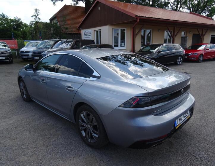 Peugeot 508 6