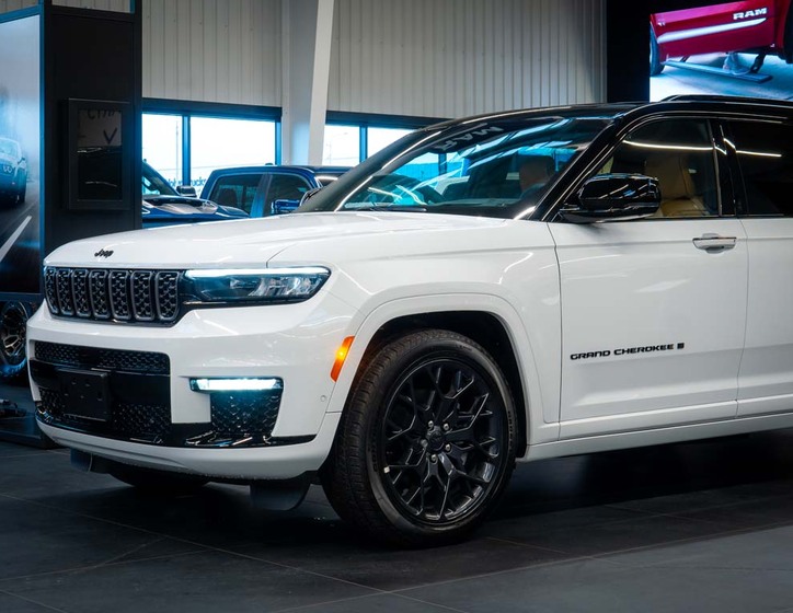 Jeep Grand Cherokee 12