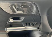 Mercedes-Benz GLA 10