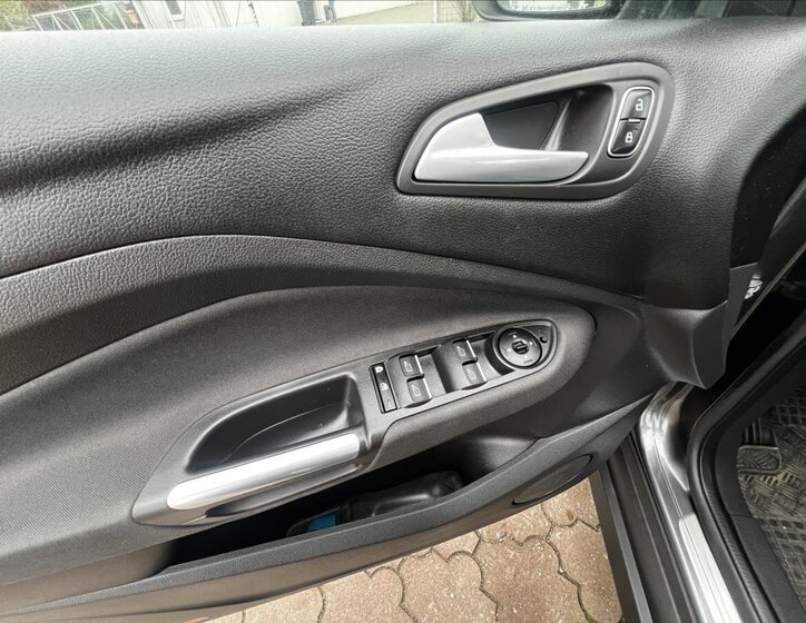 Ford Grand C-MAX Kombi 1,5 l 110 kw