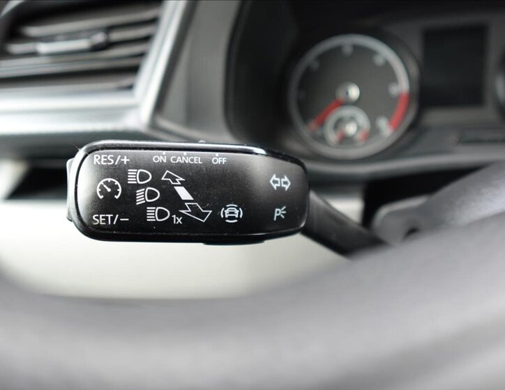 Volkswagen Transporter Ostatní 2,0 l 81 kw