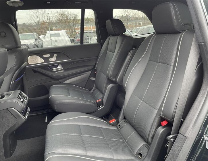 Mercedes-Benz GLS 15