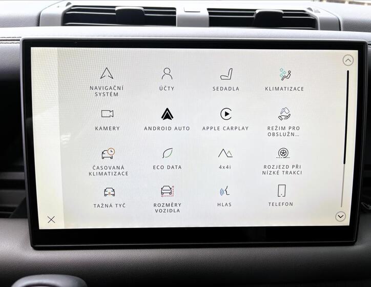 Land Rover Defender 17