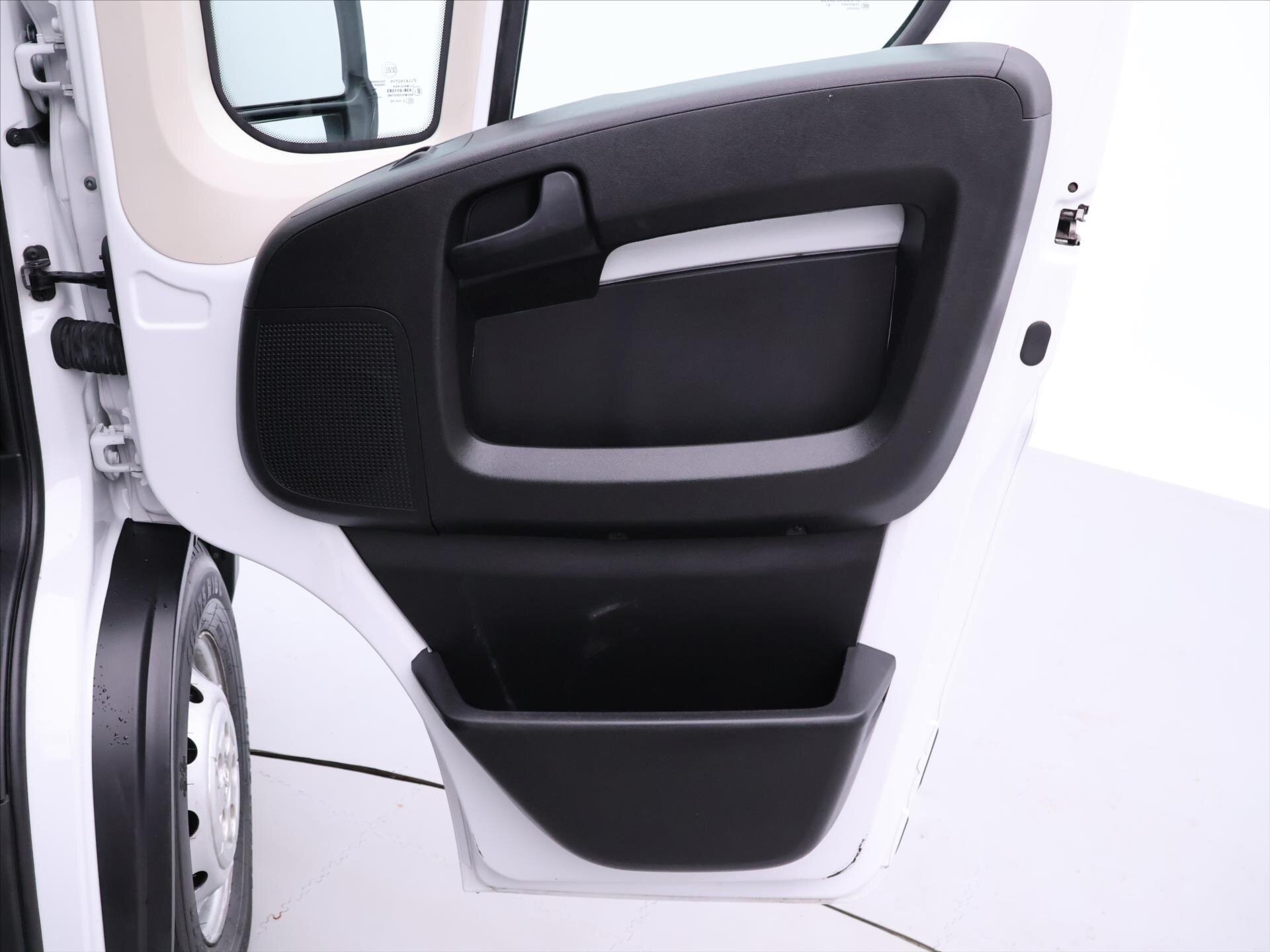 Peugeot Boxer Skříň 2,2 l 121 kw