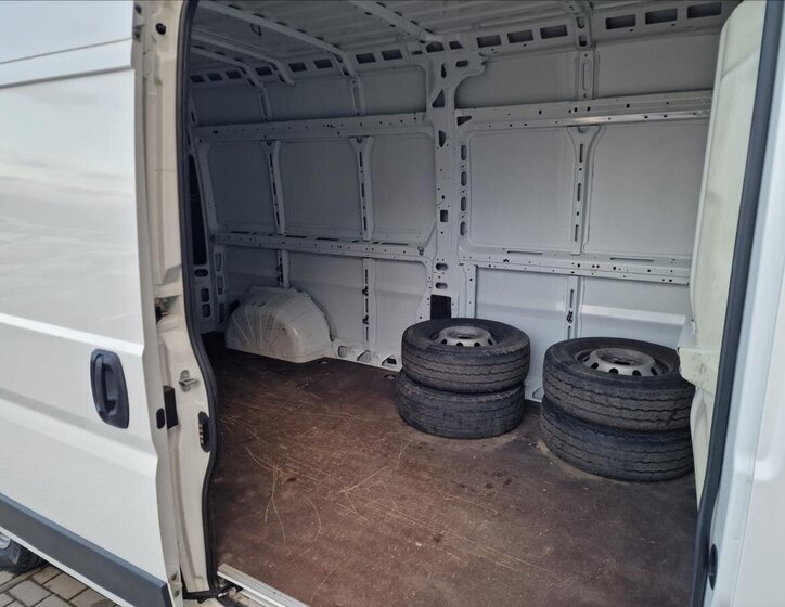 Peugeot Boxer Skříň 2,0 l 96 kw