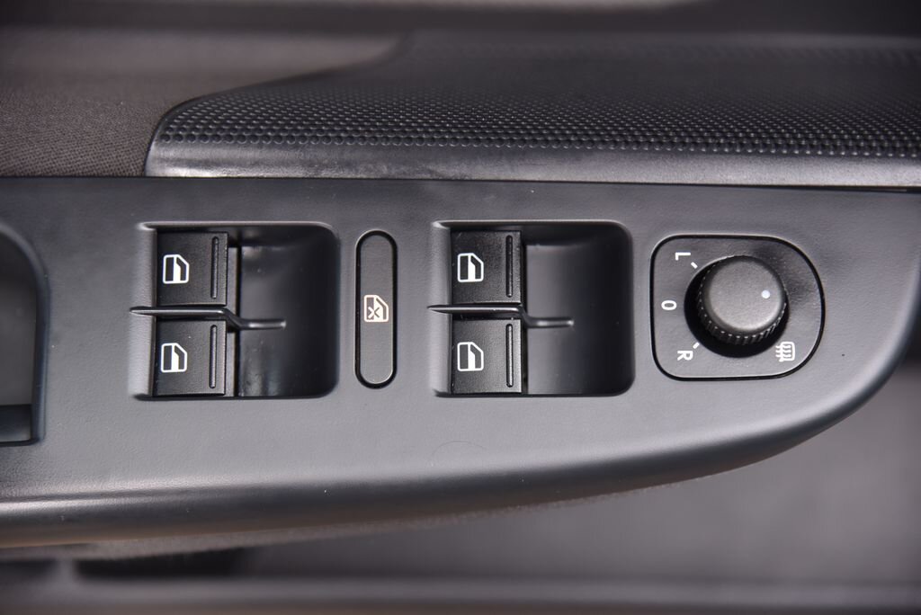 Volkswagen Golf Kombi 1,6 l 77 kw