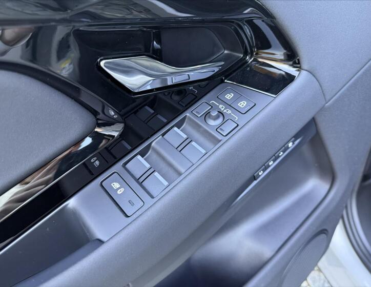 Land Rover Range Rover Evoque 12