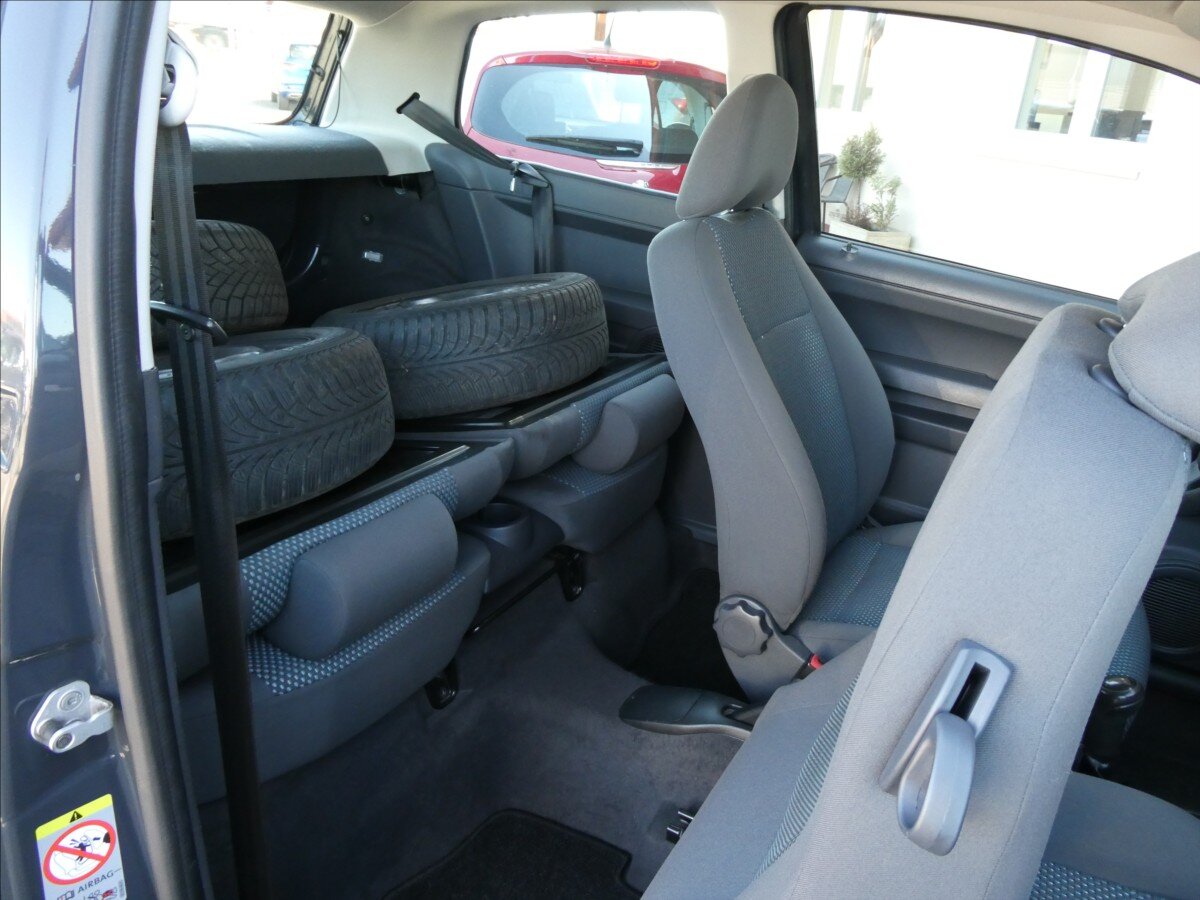 Volkswagen Fox Hatchback 1,2 l 40 kw