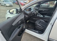 Peugeot 5008 SUV / Terénní 1,6 l 88 kw