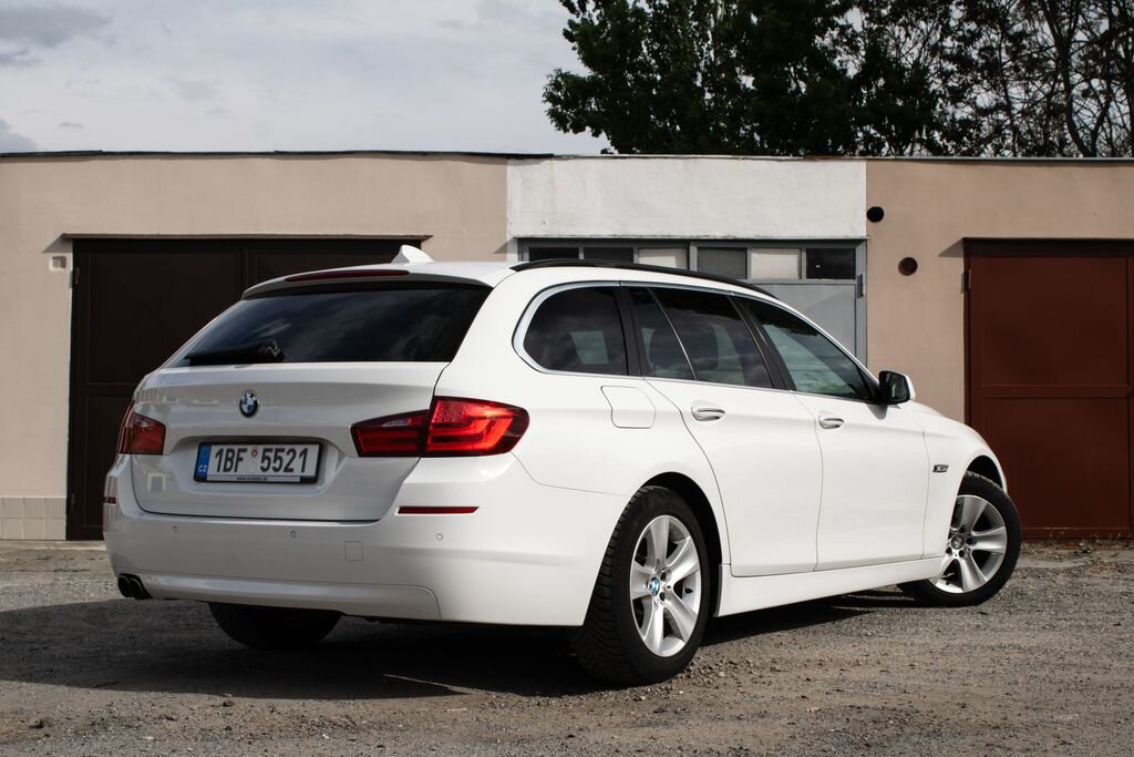 BMW Řada 5 Kombi 2,0 l 135 kw