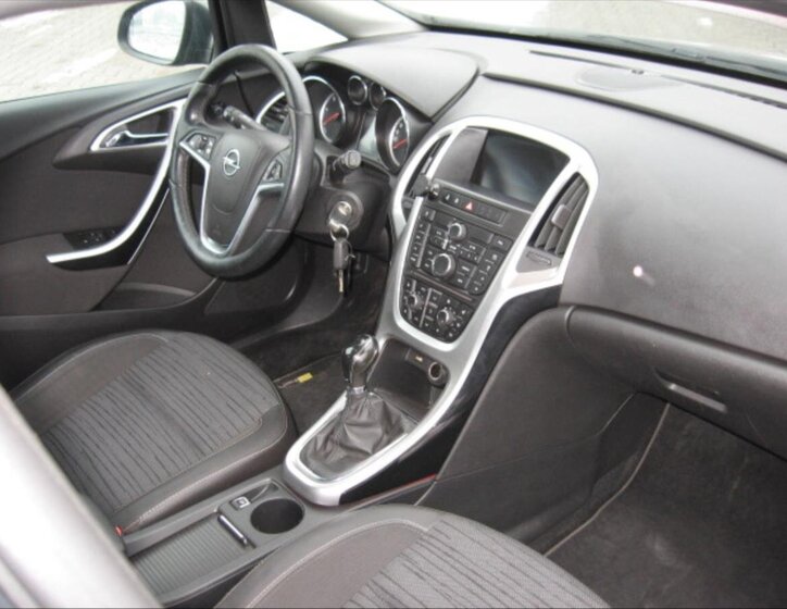 Opel Astra Hatchback 1,7 l 96 kw