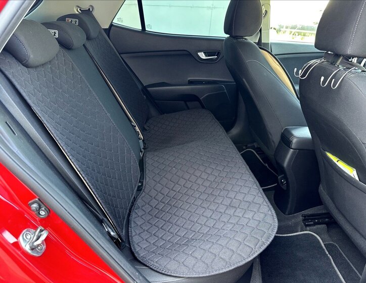 KIA Stonic SUV / Terénní 1,6 l 81 kw
