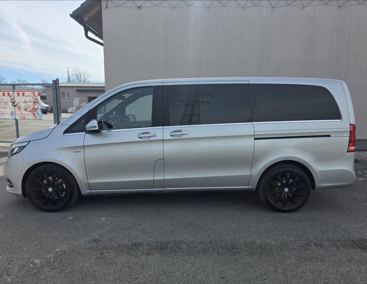 Mercedes-Benz Třídy V Kombi 2,1 l 140 kw