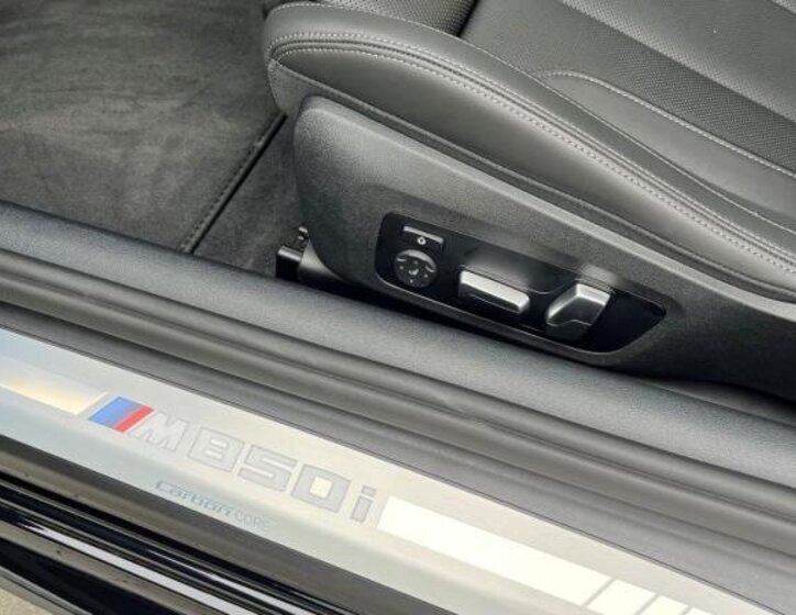 BMW Řada 8 Kupé 4,4 l 390 kw