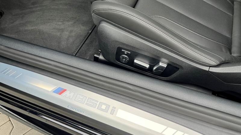 BMW Řada 8 Kupé 4,4 l 390 kw