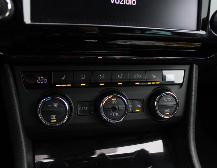 Škoda Superb Liftback 2,0 l 110 kw