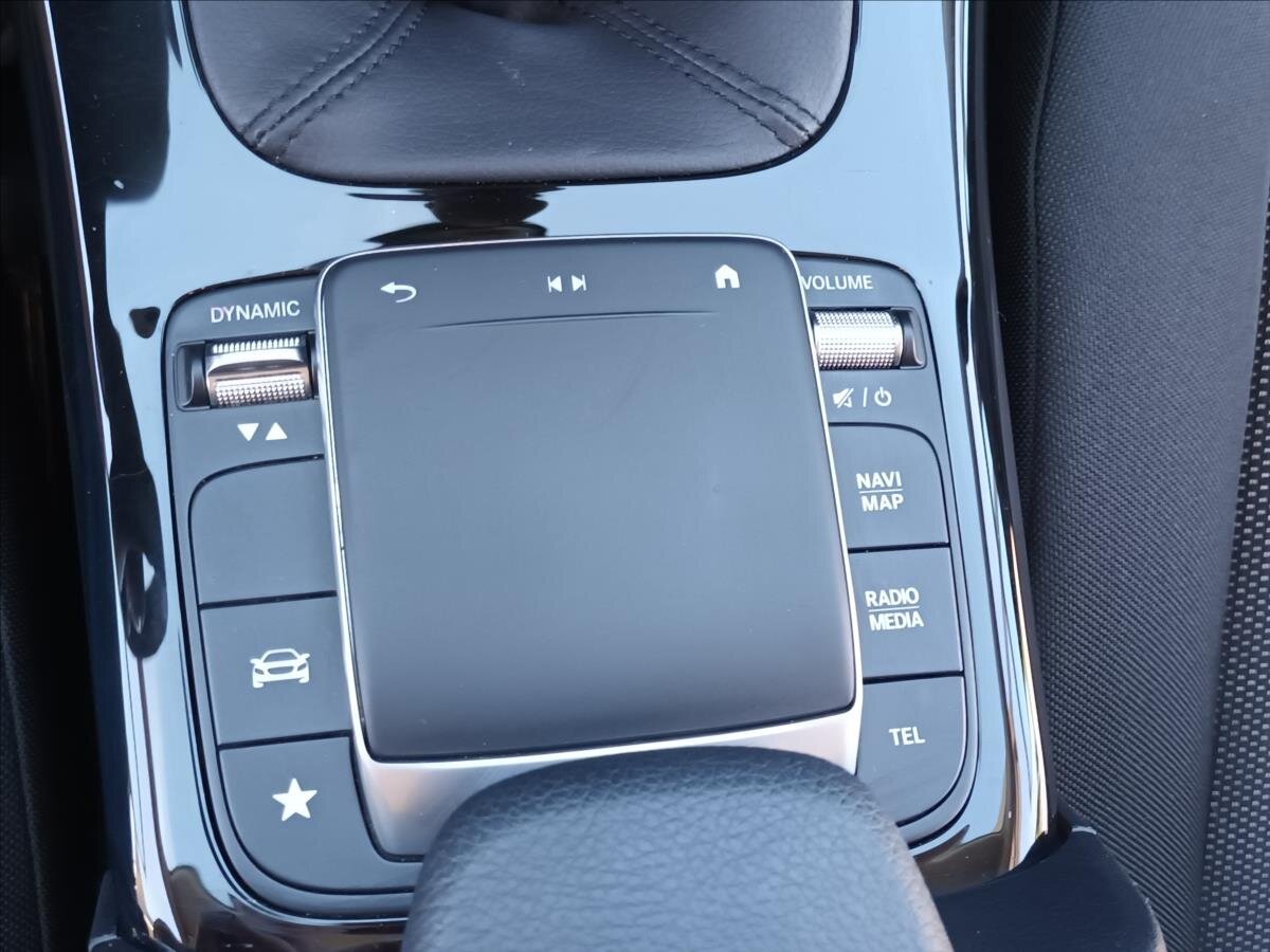 Mercedes-Benz Třídy A Hatchback 1,3 l 80 kw