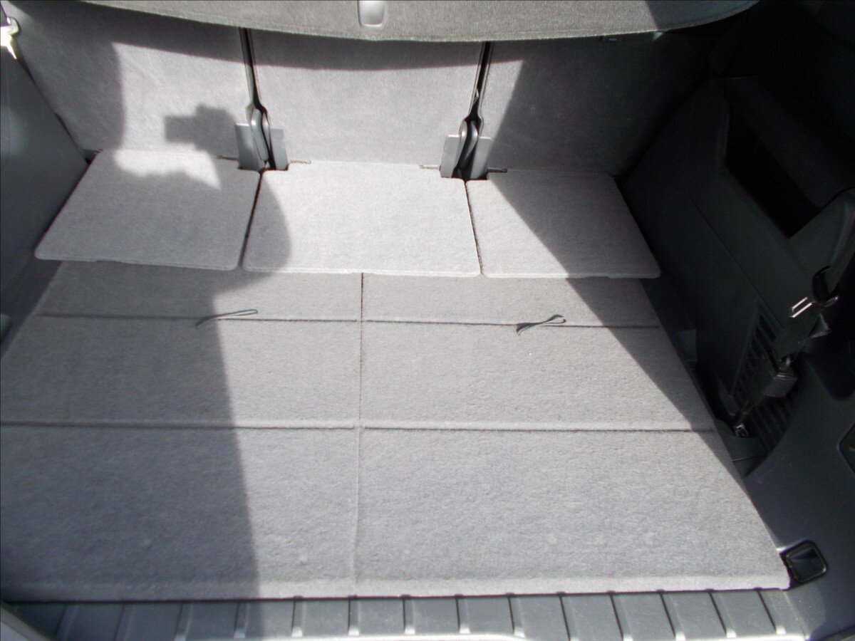 Peugeot 5008 MPV 1,6 l 80 kw