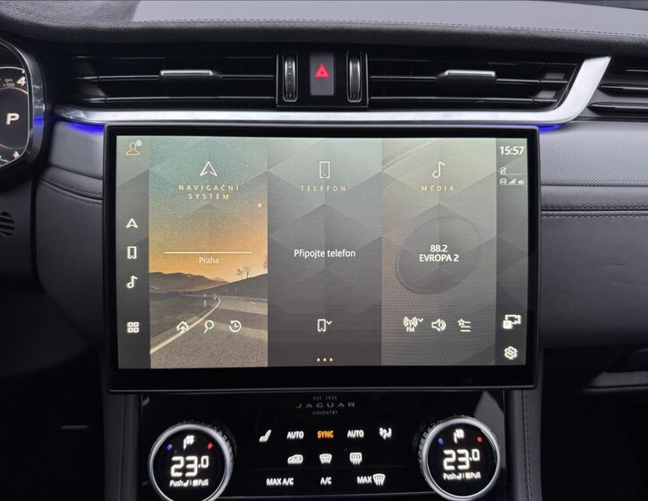 Jaguar F-Pace SUV 5,0 l 405 kw