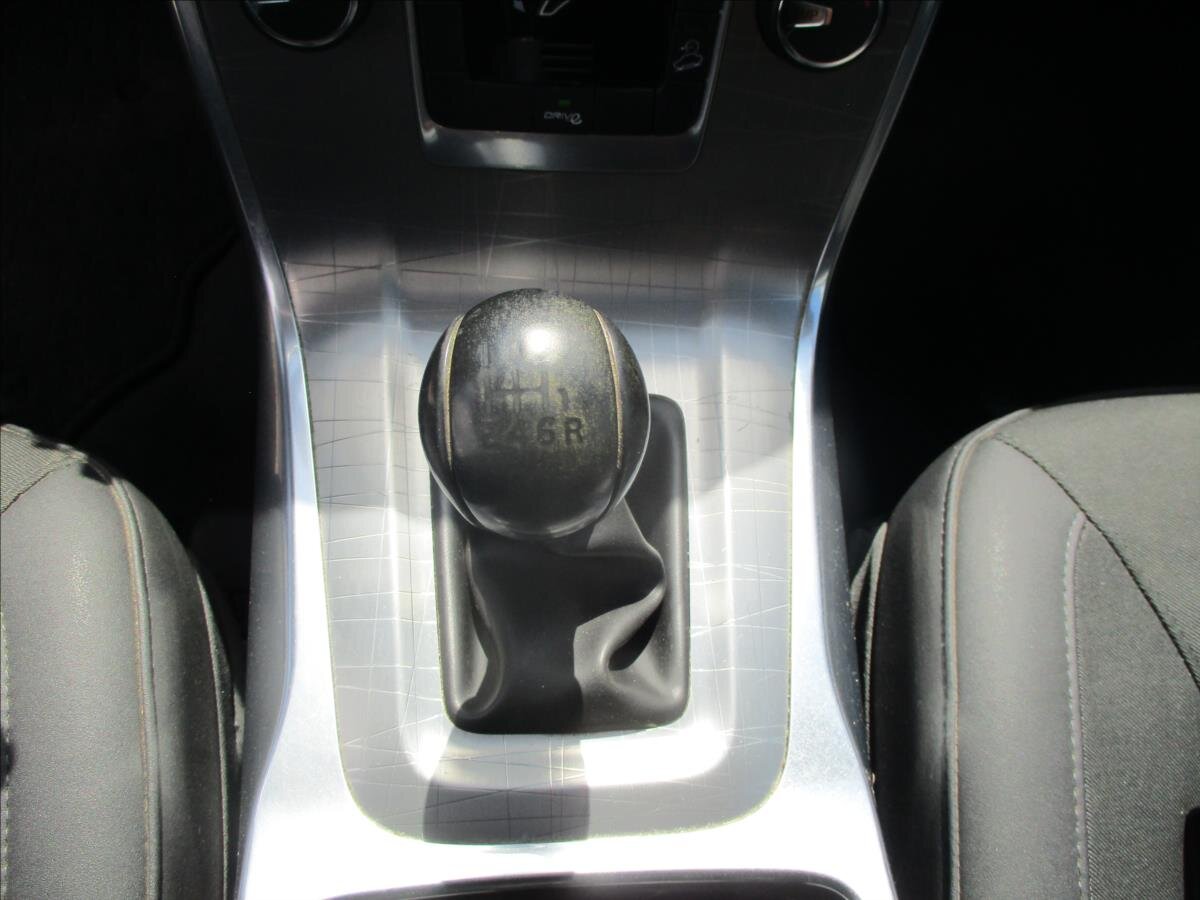 Volvo XC70 Kombi 2,4 l 120 kw