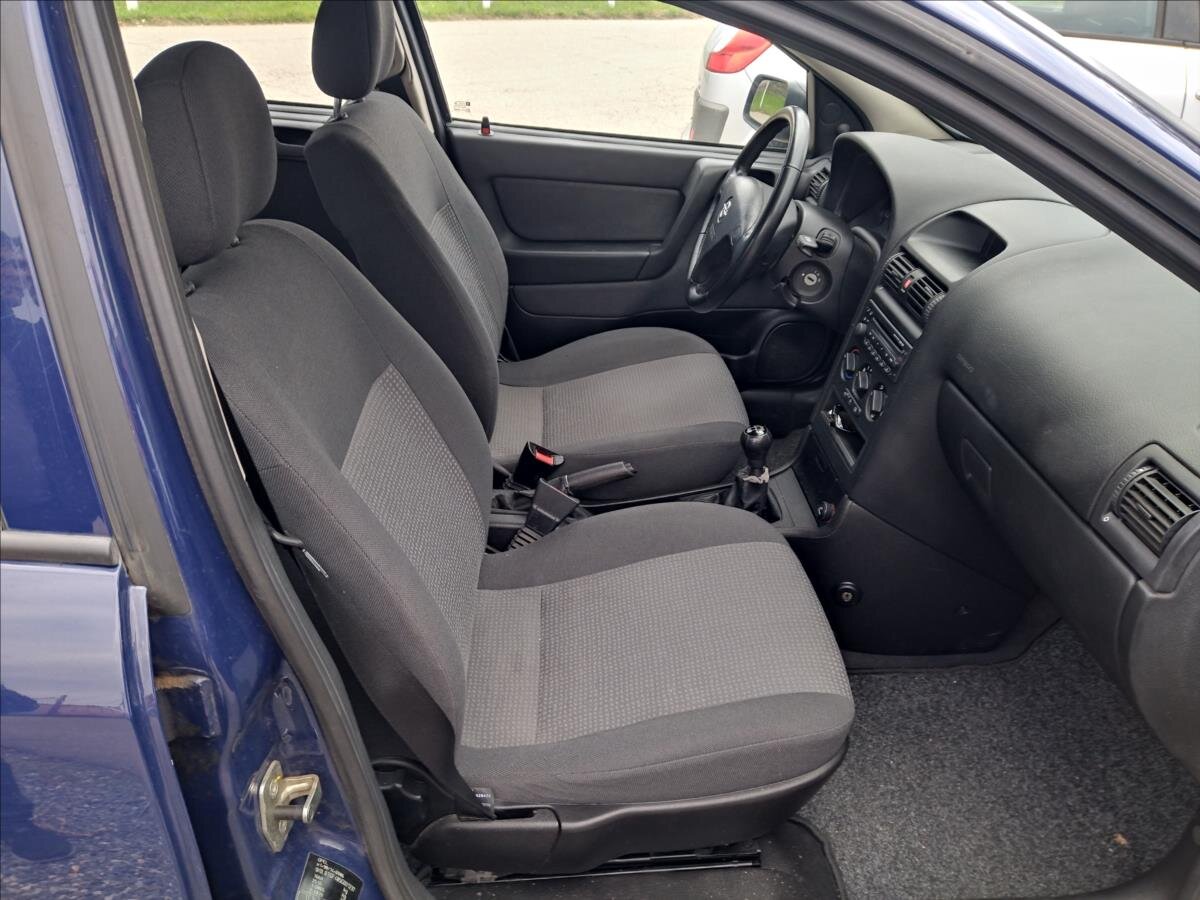 Opel Astra Hatchback 1,4 l 66 kw