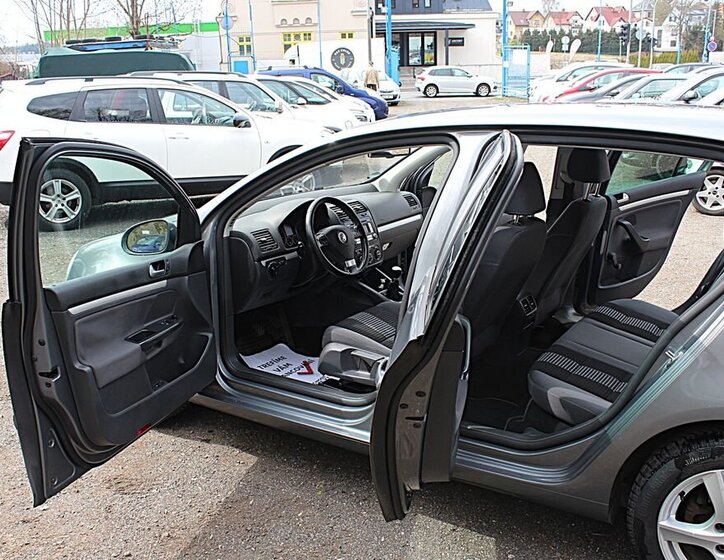 Volkswagen Golf Hatchback 1,4 l 90 kw