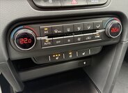 KIA XCeed SUV / Terénní 1,6 l 0