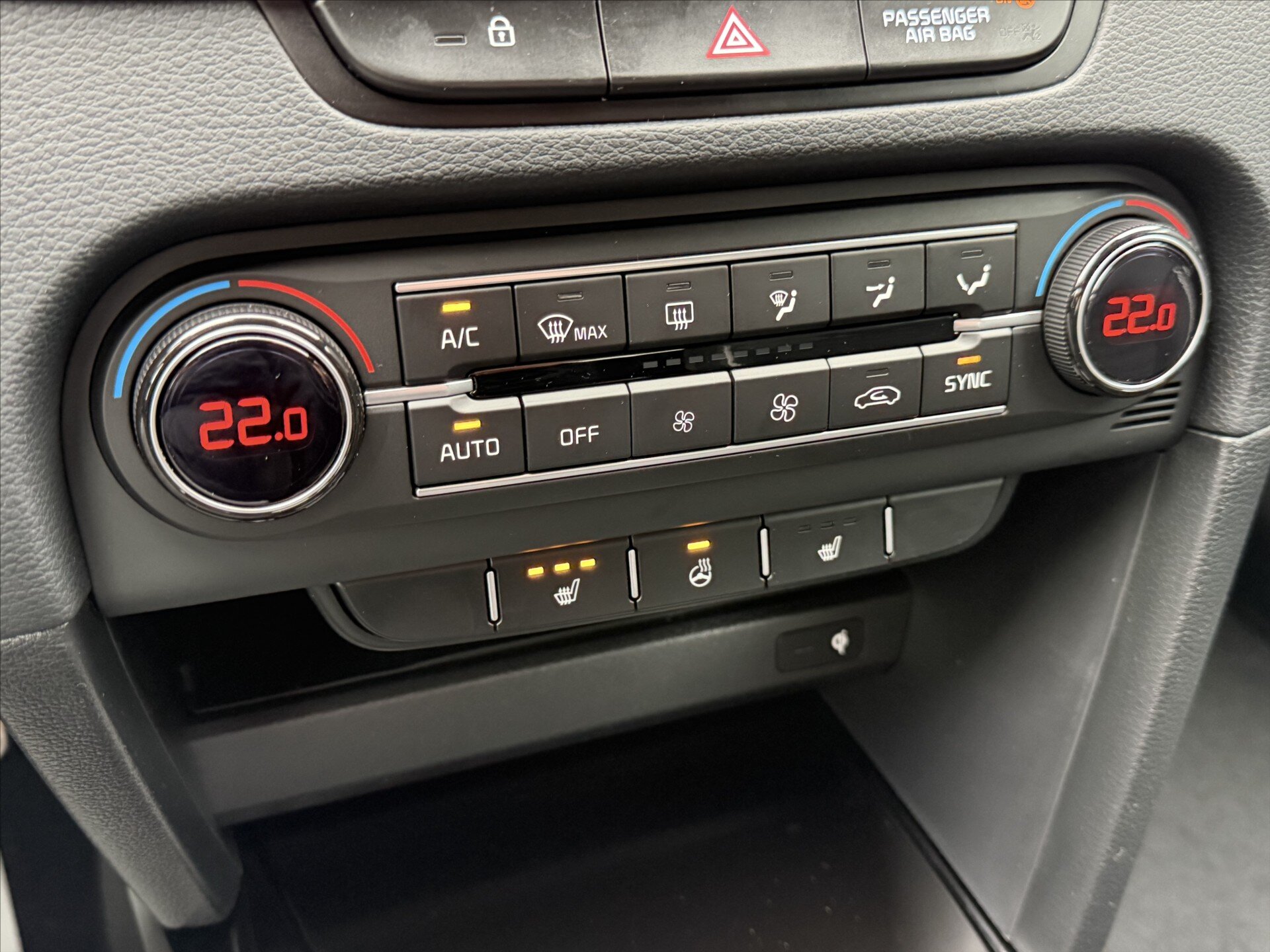 KIA XCeed SUV / Terénní 1,6 l 0