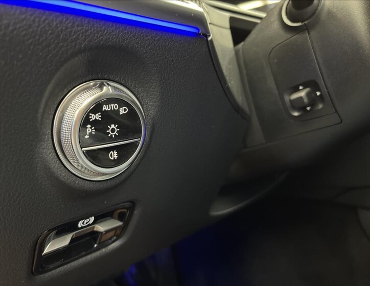 Mercedes-Benz Třídy C Kombi 2,0 l 145 kw