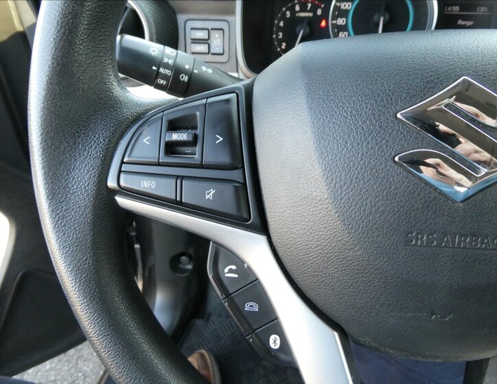 Suzuki Ignis Hatchback 1,2 l 66 kw