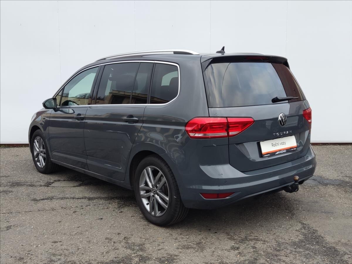Volkswagen Touran MPV 1,5 l 110 kw