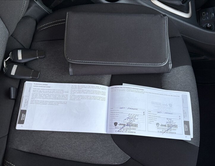 Jeep Cherokee SUV 2,0 l 103 kw