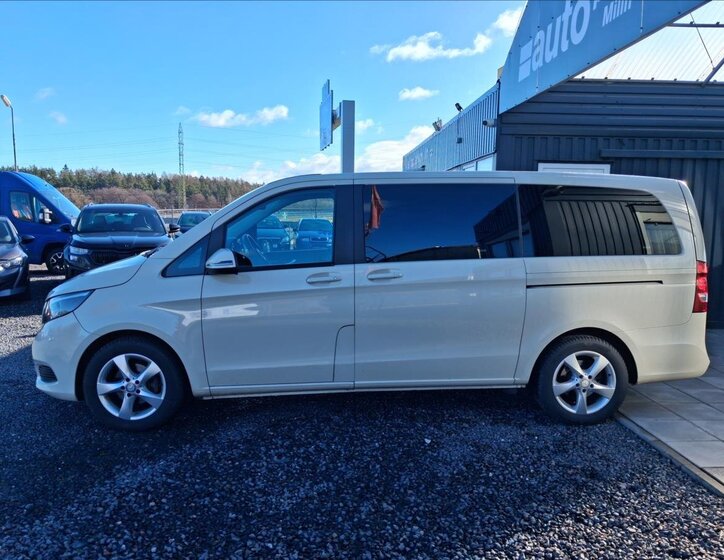 Mercedes-Benz Třídy V Kombi 2,1 l 120 kw