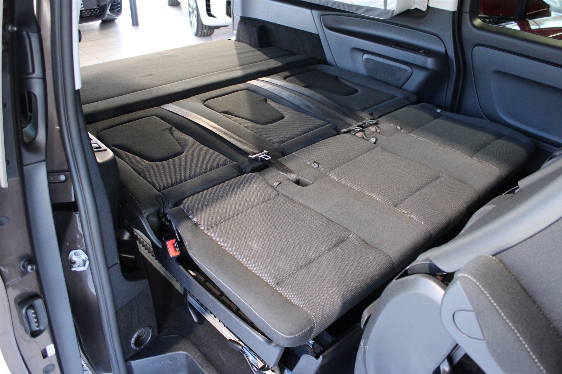 Mercedes-Benz Vito MPV 2,1 l 140 kw