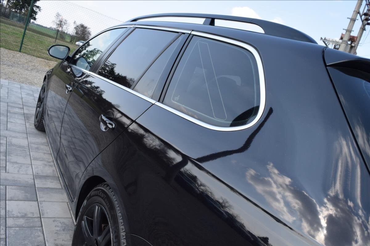 Volkswagen Golf Kombi 1,6 l 75 kw