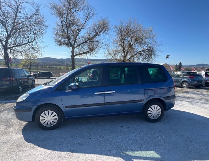 Peugeot 807 MPV 2,0 l 100 kw