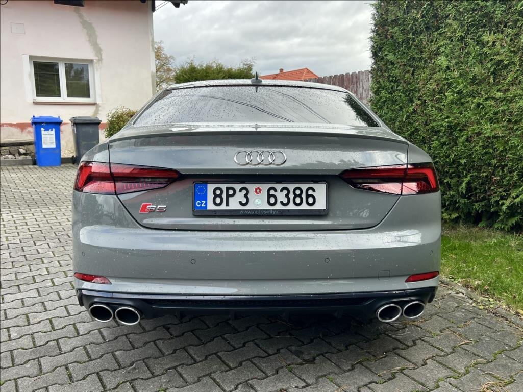 Audi S5 Kupé 3,0 l 255 kw