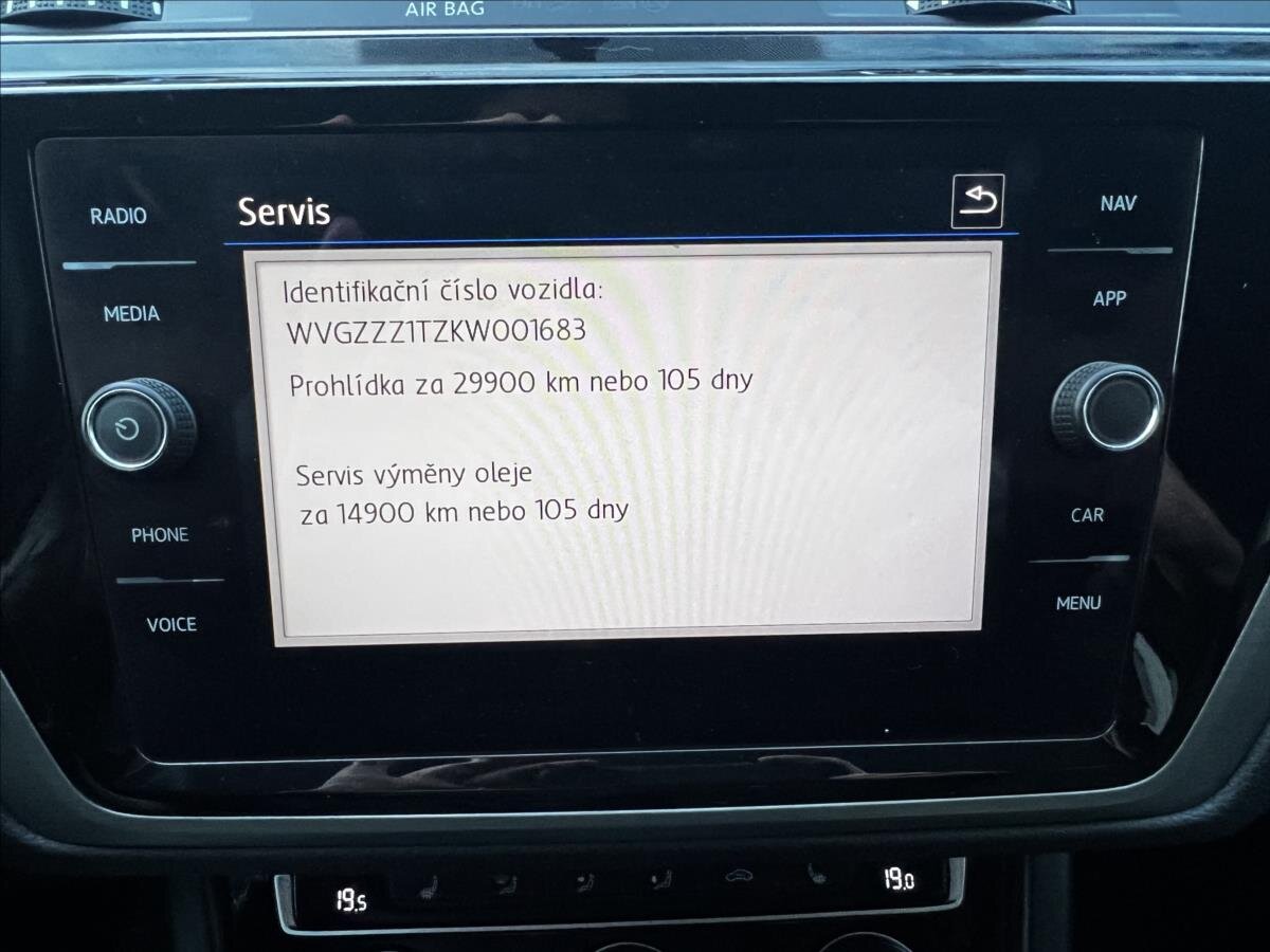 Volkswagen Touran Kombi 1,6 l 85 kw