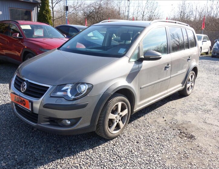 Volkswagen Touran MPV 2,0 l 103 kw