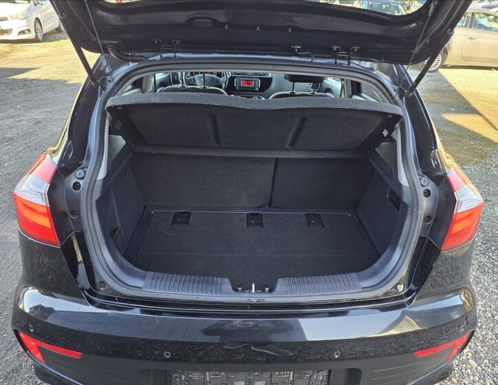 KIA Rio Hatchback 1,2 l 61 kw